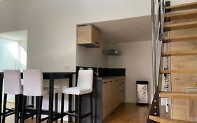 Appartement Atypique Et Fraichement Renove
