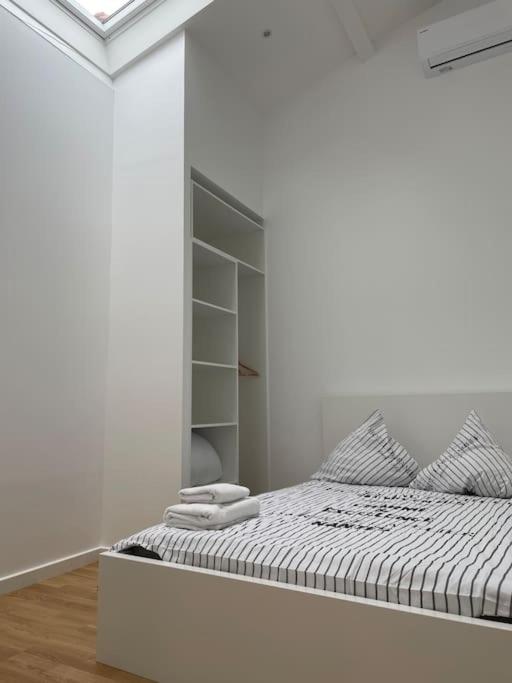 Appartement Atypique Et Fraichement Renove Saint-Vallier  Buitenkant foto